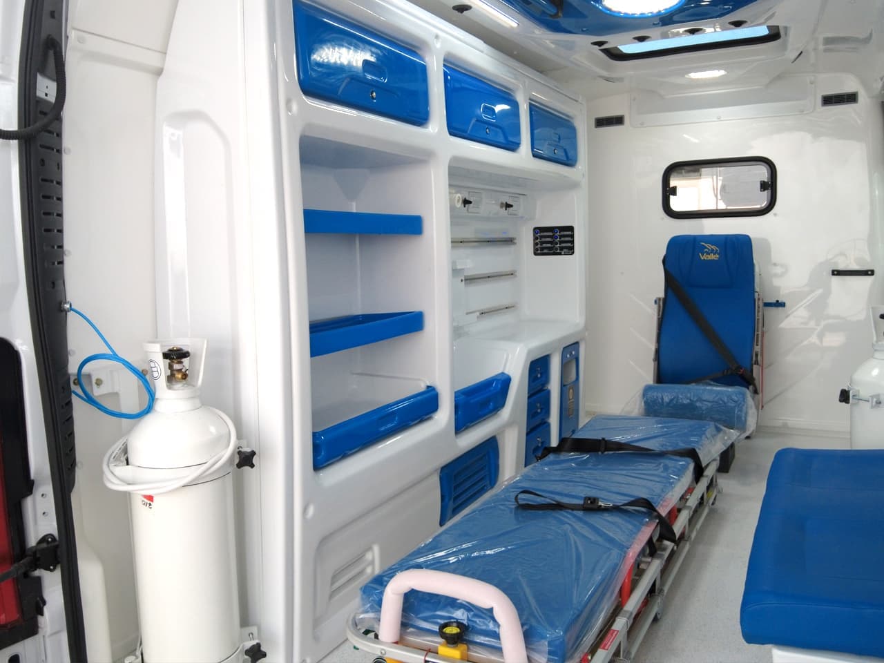 Interior 2 de Ambulancia UTIM